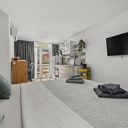 New Fiore, Apartment Pula